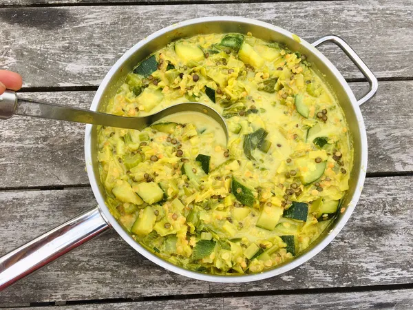 Curry coco aux légumes verts
